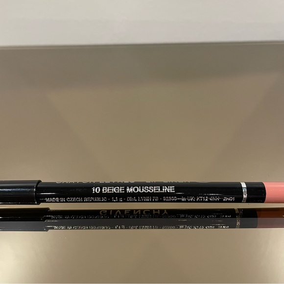 🚫sold on 3b@y🚫Givenchy 10 Beige Mousseline Lip Liner Light Nude Pink Beige - Picture 4 of 9